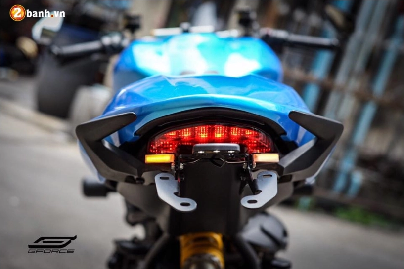 Ducati monster 821 độ nổi bật cùng xanh tươi mát atlantis blue - 5