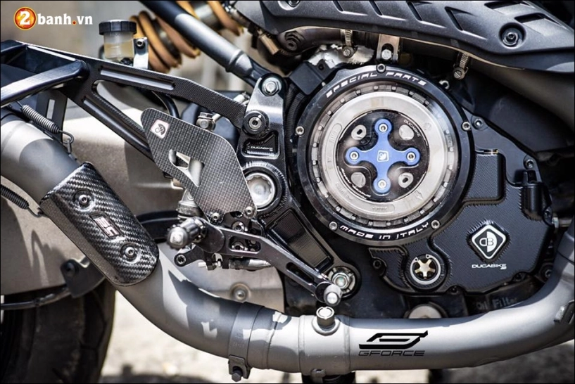 Ducati monster 821 độ nổi bật cùng xanh tươi mát atlantis blue - 7