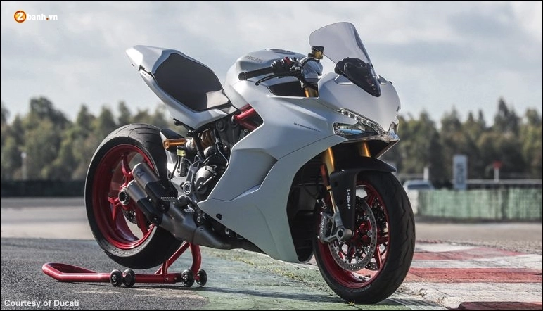 Ducati supersport chính thức ra mắt tại thị trương việt nam vào ngày 7102017 - 2