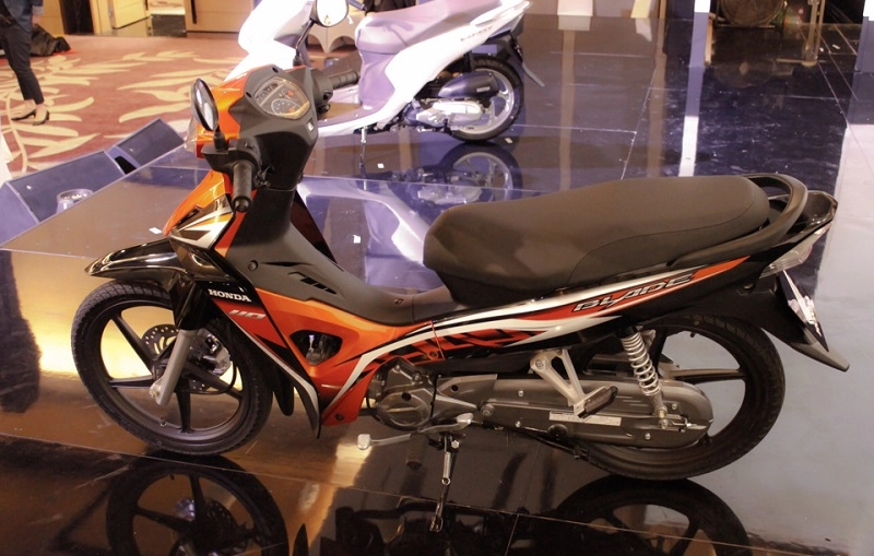 Honda blade 110 2017 giá bao nhiêu tại đại lý hiện nay - 5