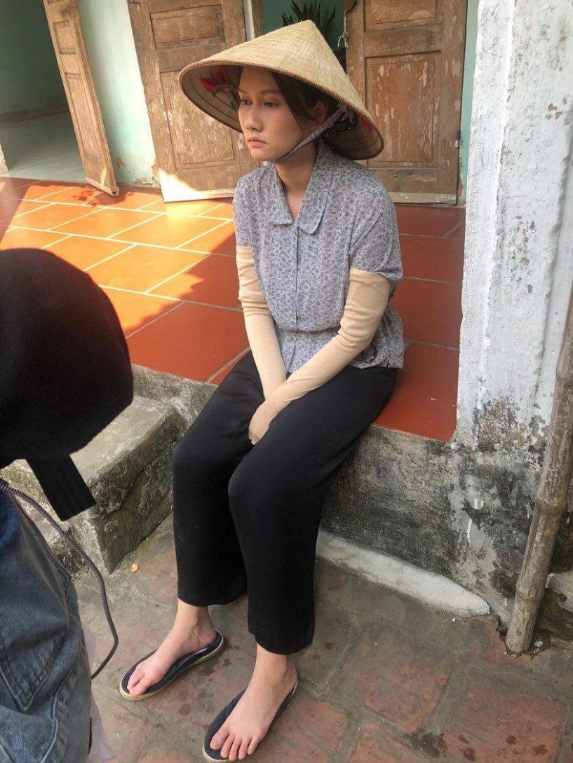 Hương giang khoe ảnh nóng đến mức bị nói khiếm nhã ai ngờ người đẹp đã có con 8 tuổi - 1