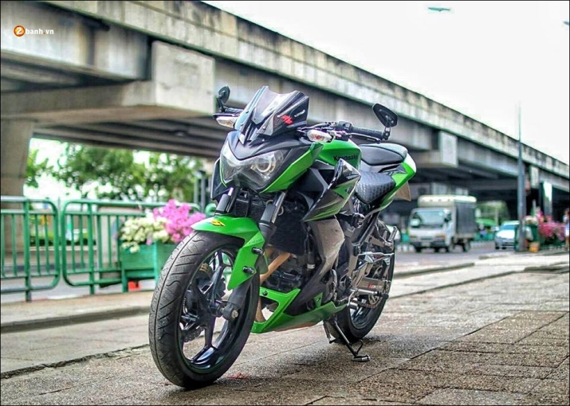 Kawasaki z300 độ- nakedbike mang phong cách z-series dữ tợn với đôi mắt hoang dại - 4