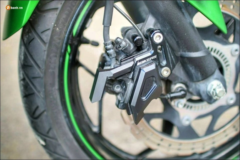 Kawasaki z300 độ- nakedbike mang phong cách z-series dữ tợn với đôi mắt hoang dại - 8