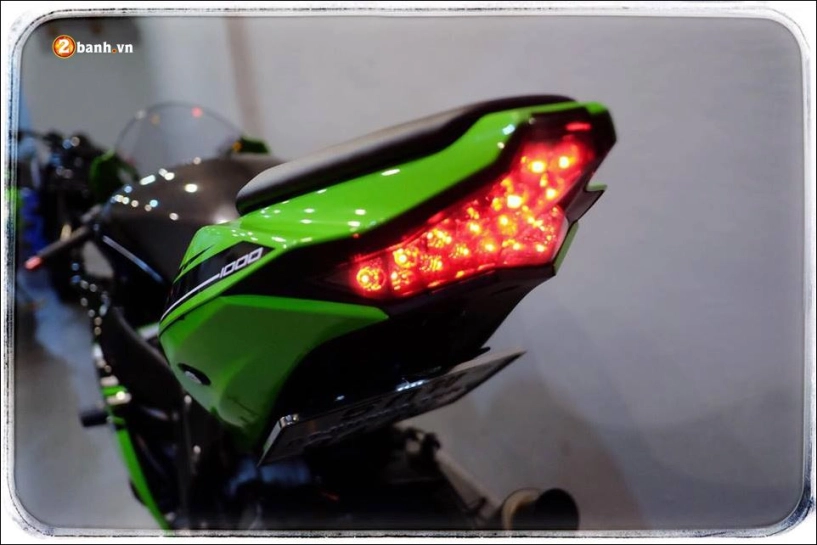 Kawasaki zx-10r cỗ máy tốc độ tê tái với dàn âm thanh austin racing - 5