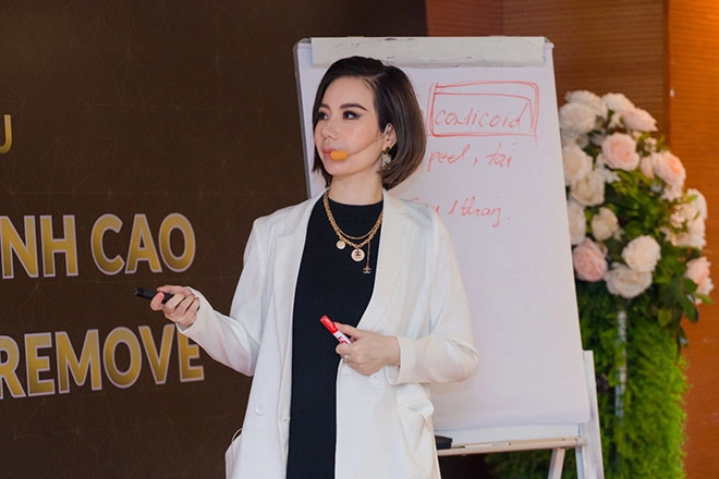 Kỹ thuật phun môi silk pen lips không tổn thương mịn như lụa của phương nhi academy - 2
