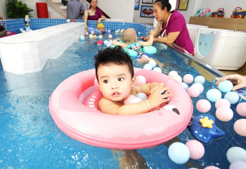 mục sở thị phòng gym dưới nước cho bé dưới 3 tuổi tại pamper me - baby gym - 7