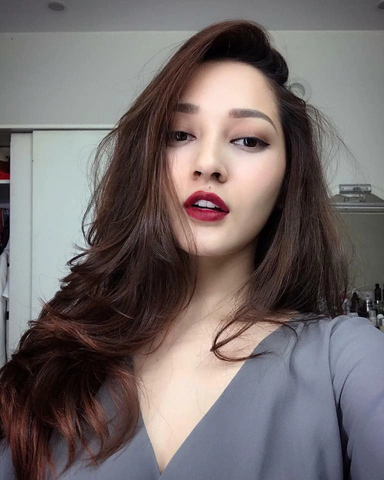 Muôn lí do cắt tóc của sao người đổi mới dung mạo sau chia tay người che trán sân bay - 1
