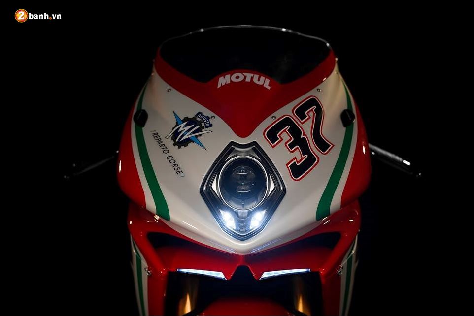 Mv agusta hé lộ superbike f4 rc phiên bản mới - 2