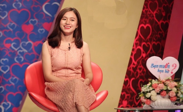 Mỹ nữ huế gây bão bạn muốn hẹn hò lấy trai ế quyền linh mối làm mẹ như quý phi - 1
