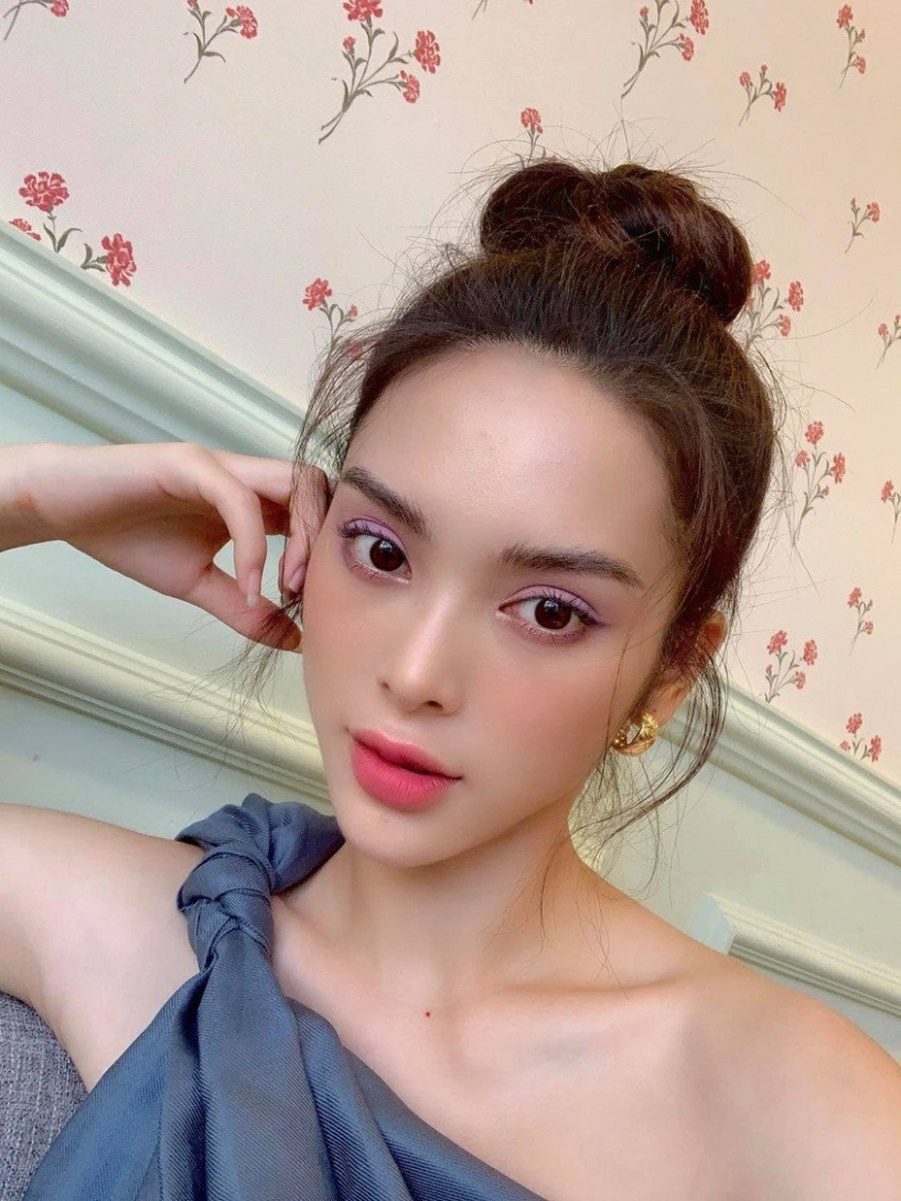 Người mẫu 18 tuổi vất vả làm single mom giờ con ngoan giàu có gu là đàn ông ly dị - 16