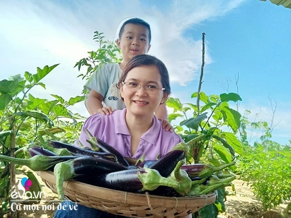 Nữ nhân viên văn phòng mở đồi bỏ tiền mua 10 con bò giờ nhìn vườn cây ai cũng thèm - 2