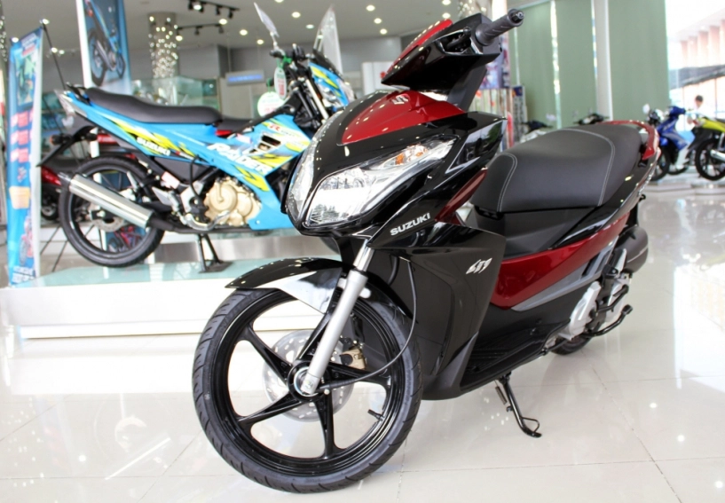 So sánh air blade 2017 với suzuki impulse 2017 có gì khác biệt - 4