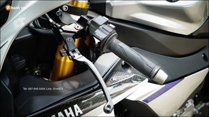 Yamaha r1m độ phiên bản dành cho đường đua - 5