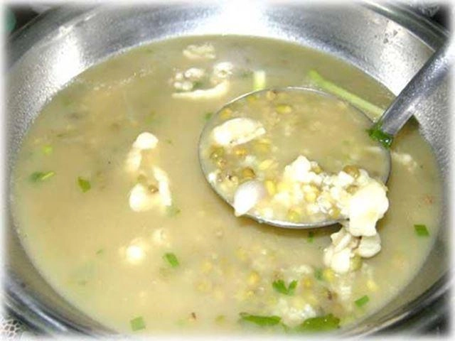 3 cách nấu cháo cá ngừ cho bé ăn dặm đơn giản siêu nhanh - 5
