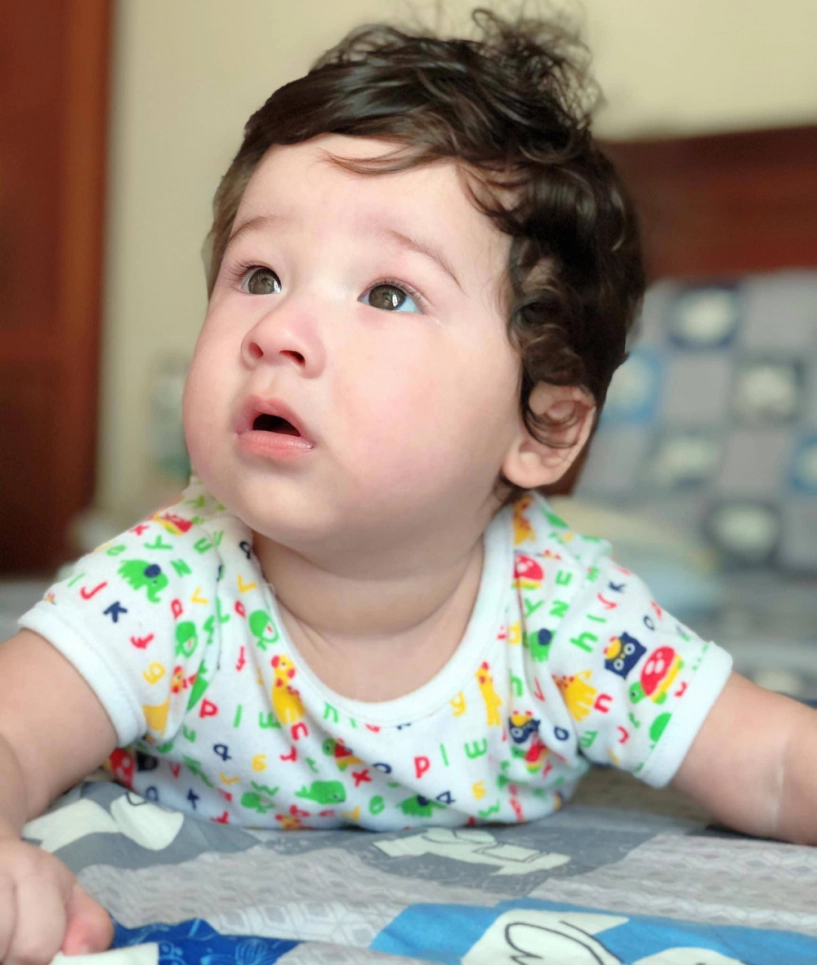 3 đứa trẻ con sao việt có đôi môi giống bố con gái ông cao thắng sao y bản chính - 3