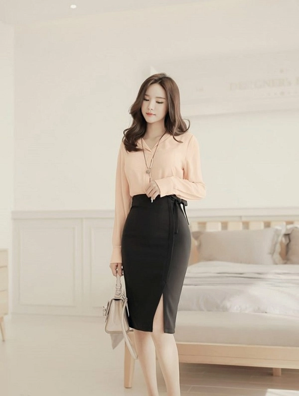Áp dụng mấy chiêu lên đồ sành điệu với chân váy bút chì chị em công sở không lo nhạt - 6