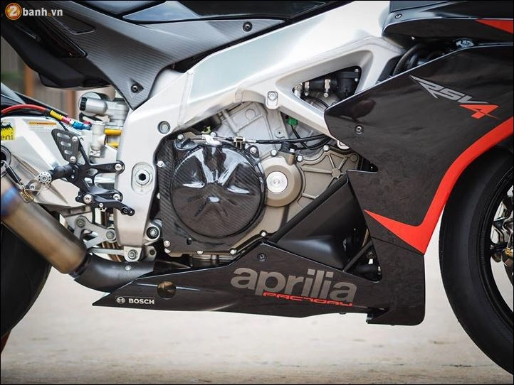 Aprilia rsv 4 - đẳng cấp tạo nên phong cách - 9