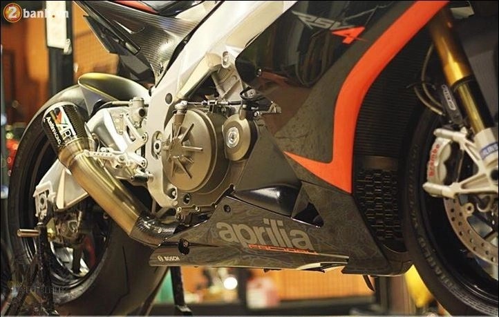 Aprilia rsv4 con quái vật đúng nghĩa trong làng pkl - 11