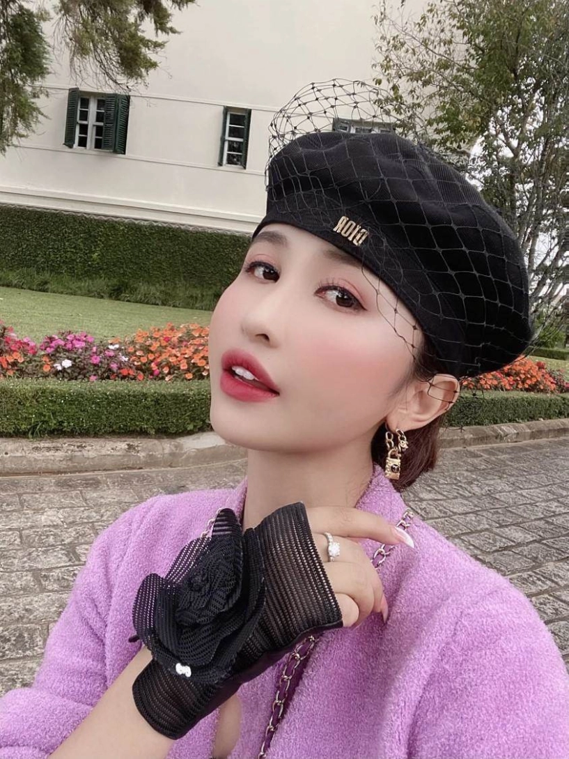 Bà ngoại nóng bỏng nhất việt nam bị tố ngoài đời khác ảnh mạng từng lấy lý do bỉm sữa - 14