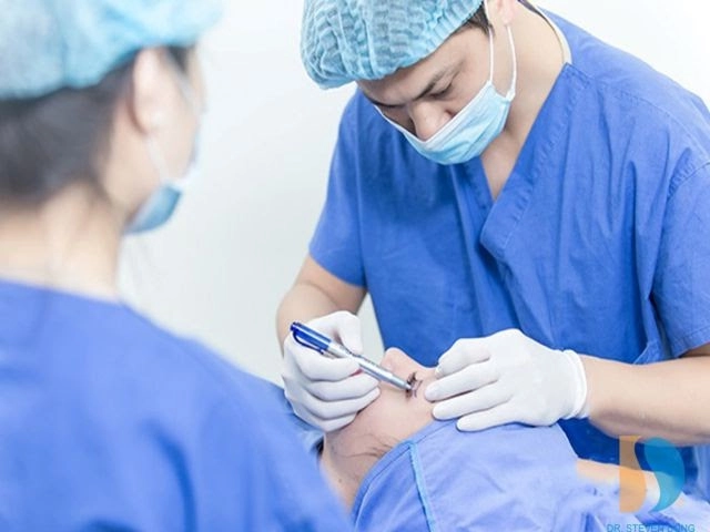 Bác sĩ đỗ tiến dũng và khát khao giúp người việt trở nên đẹp hơn - 3