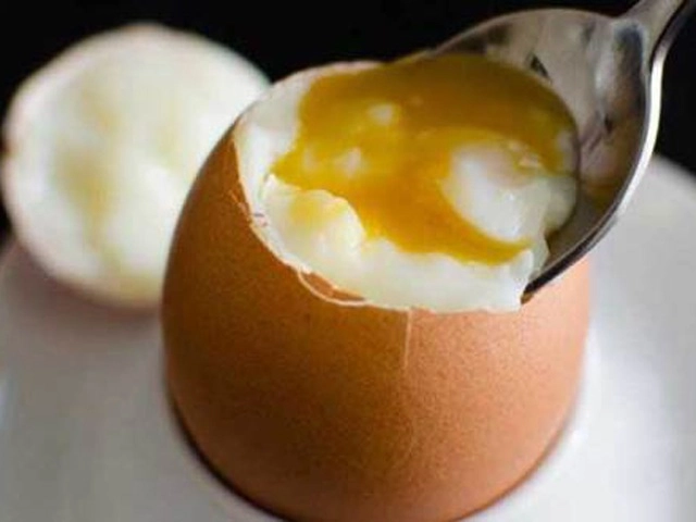 Bé 1 tuổi tử vong sau khi ăn món trứng hấp vì bà nội bỏ thêm một thứ khi nấu - 6