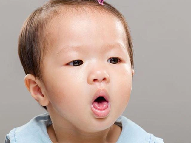 Bé bị ho khan từng cơn phải làm sao - 2