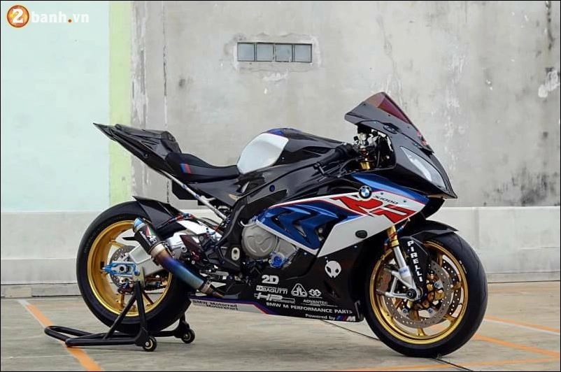 Bmw s1000rr cá mập hầm hố qua skin hạng nặng - 2