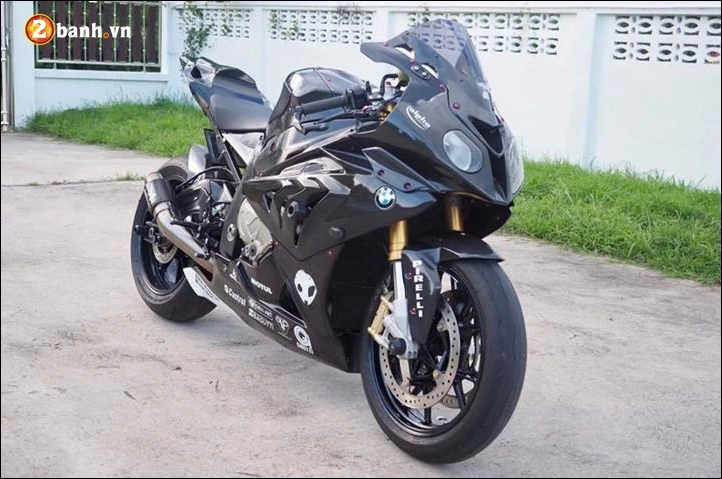 Bmw s1000rr độ cá mập trầm tính khoác áo full carbon - 2