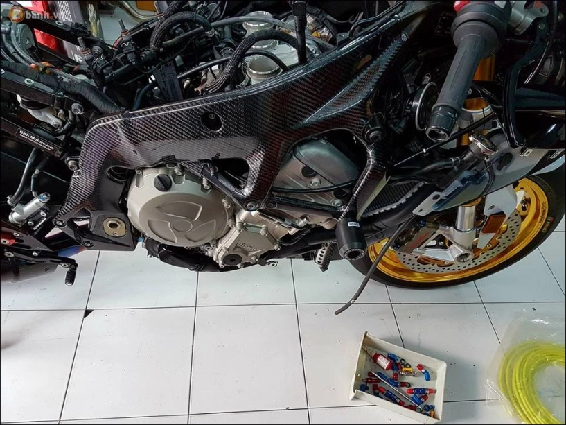 Bmw s1000rr hoàn thiện rực rỡ qua những option danh giá - 6