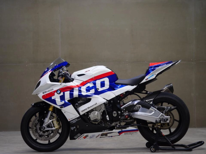 Bmw s1000rr xuất hiện bắt mắt với diện mạo tyco đậm chất chơi - 9