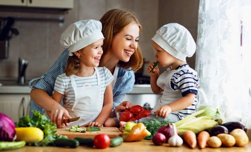 Bố 1m80 mẹ 1m68 nhưng con thấp nhất lớp biết lý do thì đã quá muộn - 5