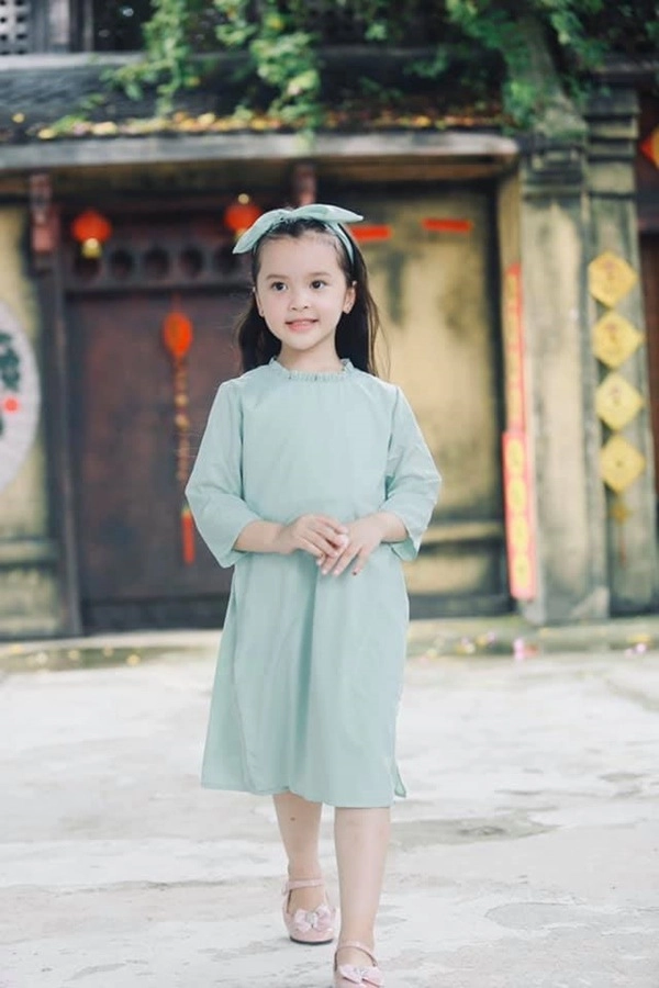Bố mẹ hưng yên đẻ con như tây đại diện cả tỉnh đi thi sắc đẹp nhãn hàng săn đón - 18