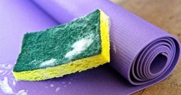 Cách làm sạch thảm tập yoga nhanh và bền đẹp - 2