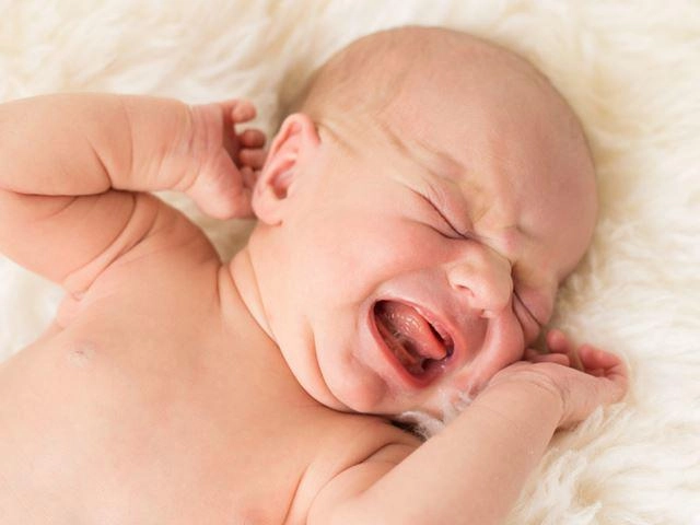 Cách xử trí khi bé 3 tháng tuổi 5 ngày không đi ngoài - 1