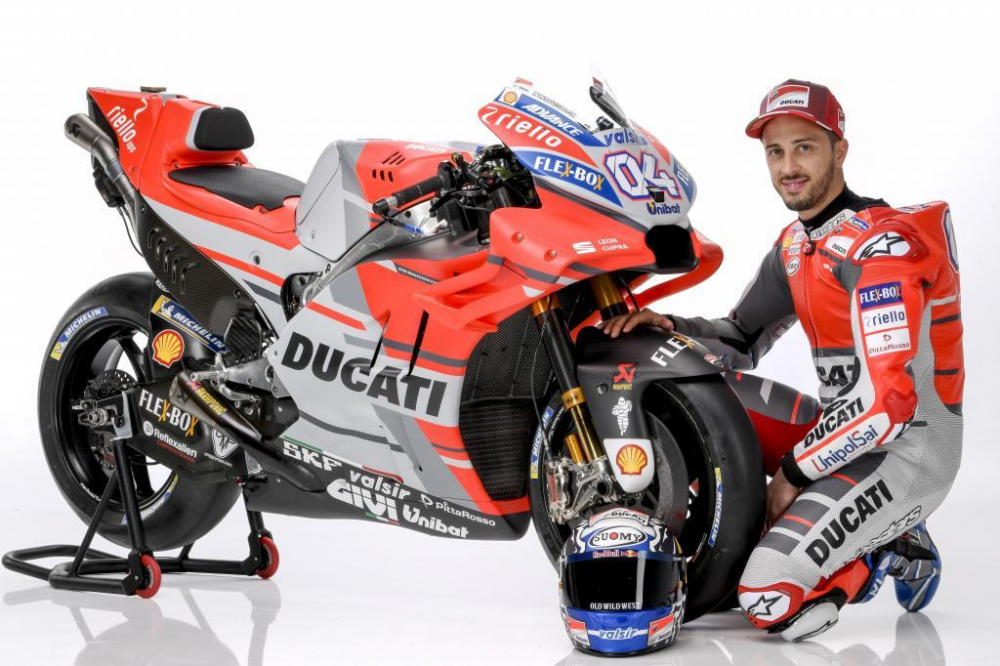 Cận cảnh cặp đôi sát thủ của ducati team tại giải đua moto gp 2018 - 11