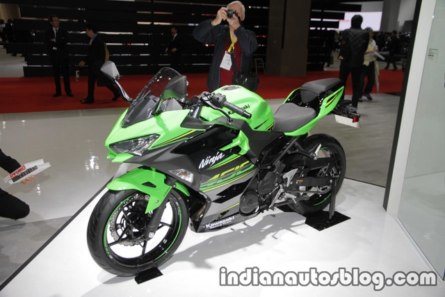 Cận cảnh chi tiết kawasaki ninja 400 2018 tại triển lãm motor tokyo 2017 - 8