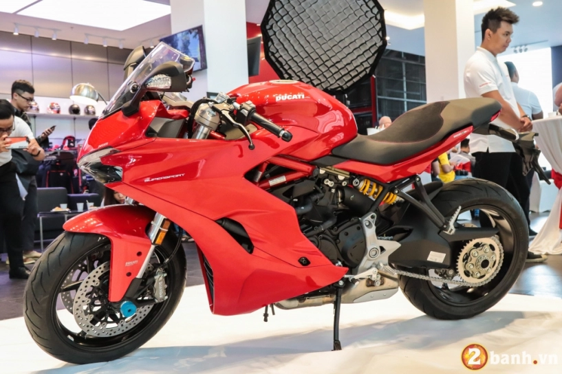 Cận cảnh ducati supersport - mẫu xe mô tô thể thao thành thị vô cùng ấn tượng - 16