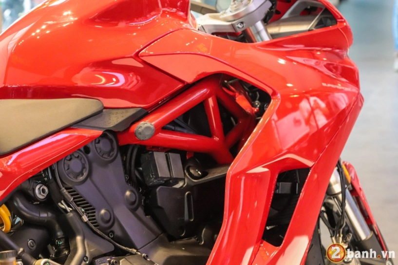 Cận cảnh ducati supersport - mẫu xe mô tô thể thao thành thị vô cùng ấn tượng - 26