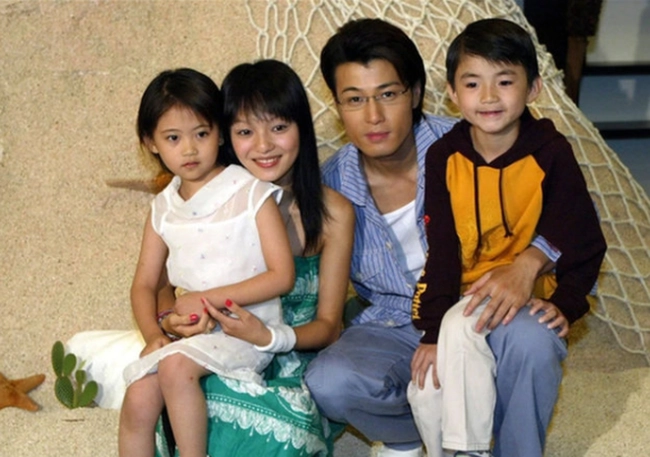 Cậu bé nổi tiếng một thời u12 lộ ảnh phòng the với bạn gái hơn tuổi và lỗi bố mẹ - 2