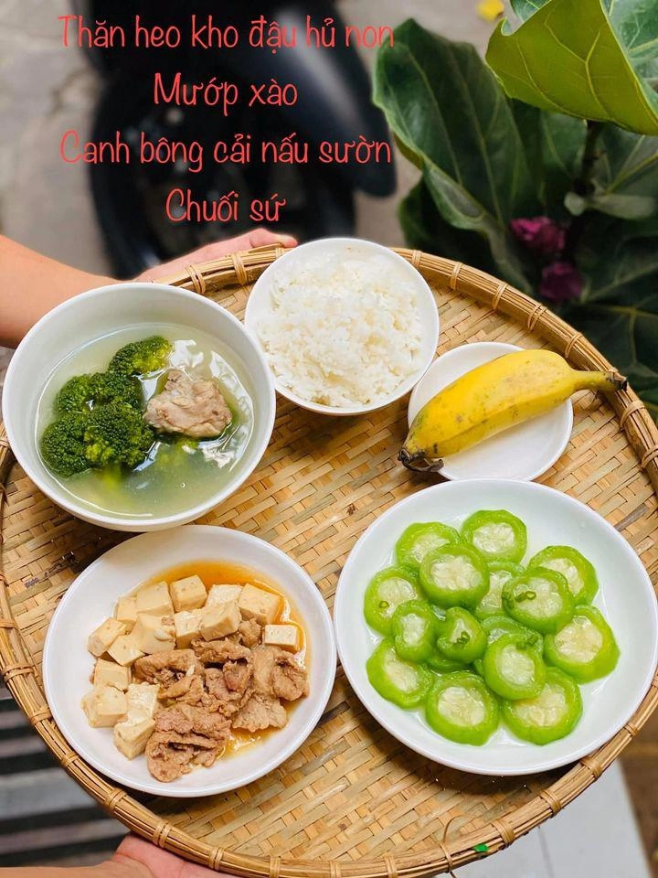 Chị chồng u40 thương em dâu như em gái suốt ngày nấu cơm cữ tuyệt ngon cho ăn - 7