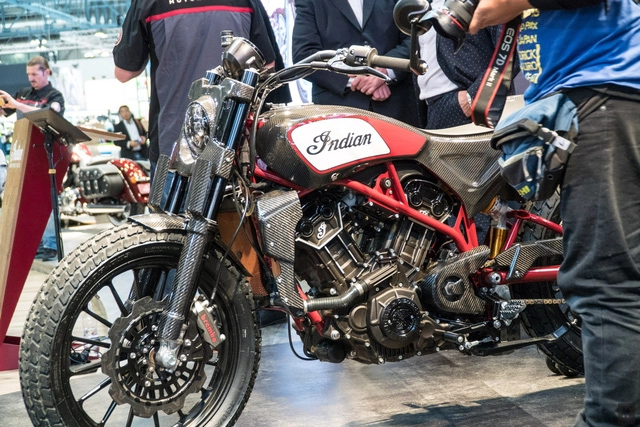 Chiếc mô tô được xem là ấn tượng nhất tại triển lãm eicma 2017 - 9