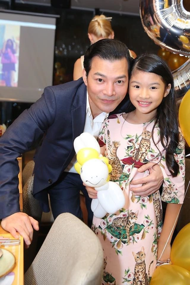 Chông cu trương ngoc anh khoe con nhìn giống bô nhi không dân tình khen cô bé qua xinh - 11