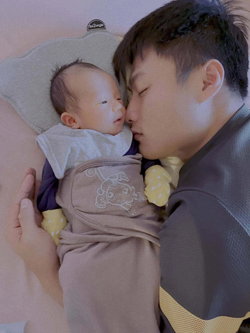 Chốt sổ năm 2020 5 gia đình sao việt vẫn kịp ôm chuột vàng đón giao thừa - 9
