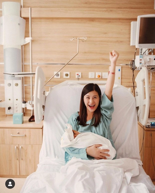 Con gái đông nhi vừa chào đờihưởng bộ túi 650 triệu so kè đẳng cấp với con gáicường đô-la - 2
