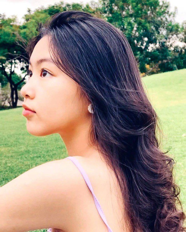 Con gai quyên linh đươc khen xinh trên mxh anh măt môc ngoai đơi như hoa hậu - 6