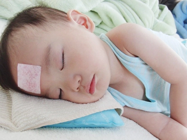 Covid-19 va nguyên tăc dinh dương mua dich me cân lưu y cho be - 4