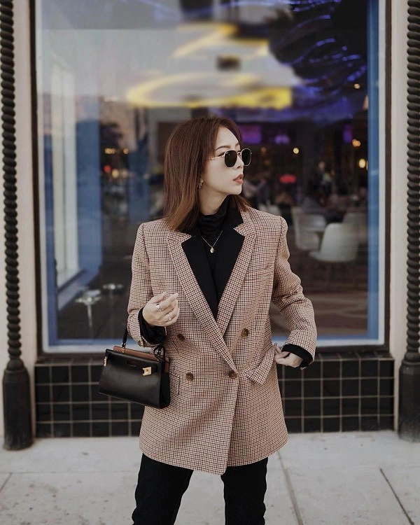Cứ nắm vững những bí quyết này nàng diện quần đen cơ bản vẫn sang xịn chẳng lo nhạt nhòa - 4