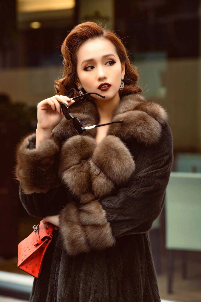 Cứ ngỡ lỗi mốt áo lông vẫn được mỹ nhân việt lăng xê cho mùa rét đậm rét hại - 3