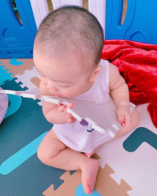 Cuộc sống của quý tử tập đoàn siêu giàu có trong cung điện dát vàng giữa sài thành - 8