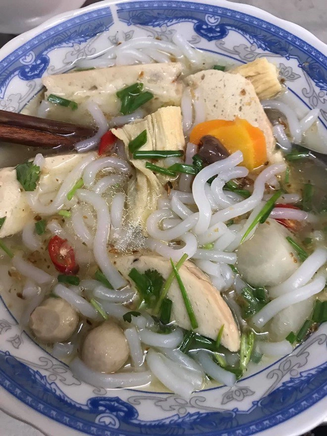 Cưới trong im lặng cậu ba tiếng sét trong mưa mãn nguyện với cơm nhà bình dân vợ nấu - 13